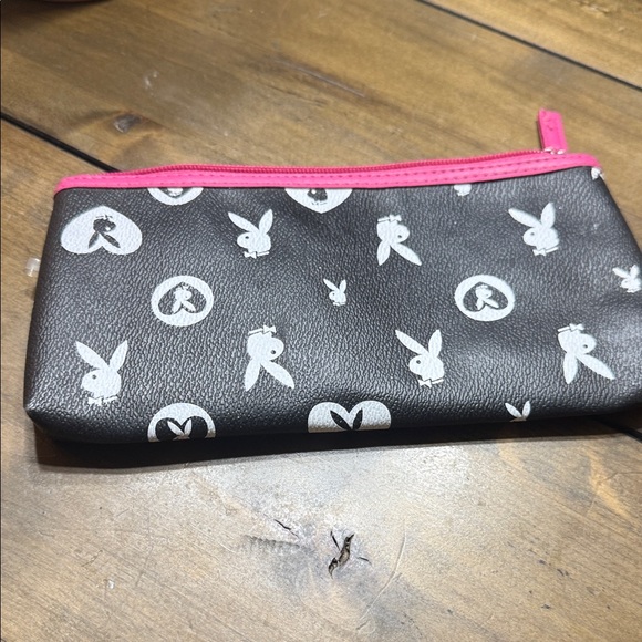 PLAYBOY Pink Zipper Pouch